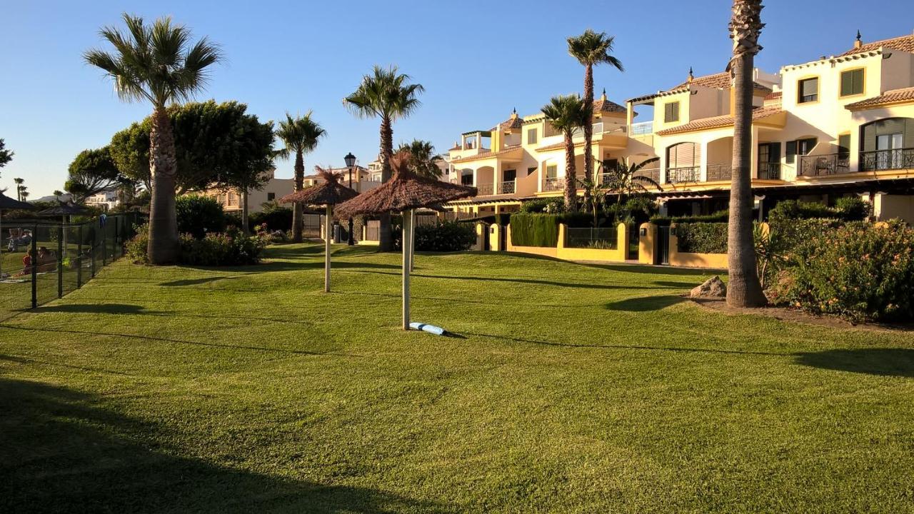 Atlanterra Bajo. Salida Directa. Urbanizacion De Lujo. Piscinas Canchas Padel. Wifi Y A/A Zahara de los Atunes Ngoại thất bức ảnh
