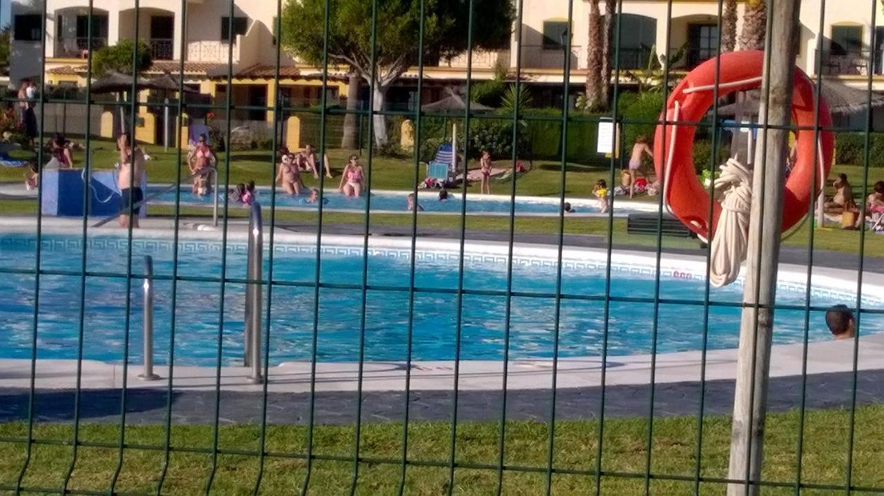 Atlanterra Bajo. Salida Directa. Urbanizacion De Lujo. Piscinas Canchas Padel. Wifi Y A/A Zahara de los Atunes Ngoại thất bức ảnh